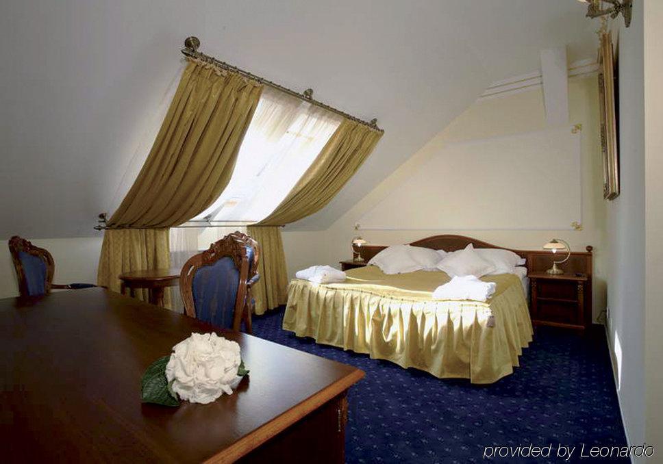 将军酒店 布拉格 客房 照片